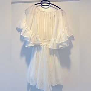 OFF-SHOULDER PLAYSUIT IN WHITE